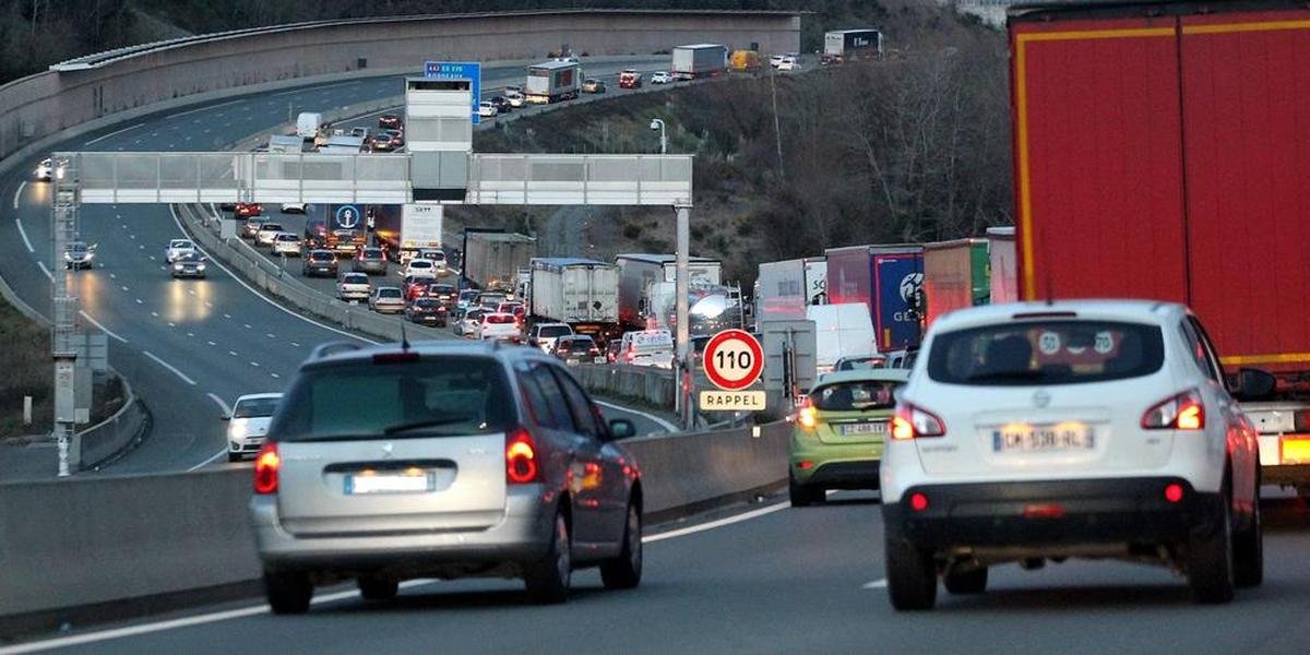 Colère des agriculteurs : au Pays basque, l’A 63 bloquée au niveau de Bayonne Nord, la circulation des poids lourds interdite