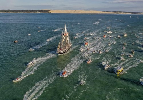 En images. « Belem », « Belle Poule »… l’arrivée majestueuse des grands voiliers dans le bassin d’Arcachon