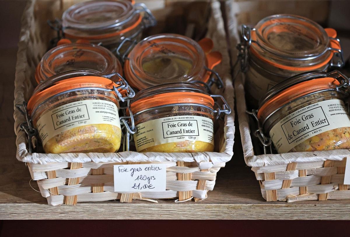 « On retombe sur une année normale » : du foie gras en quantité pour les fêtes de fin d’année 2024