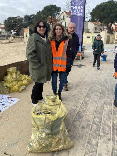 Saint-Palais-sur-Mer : le premier nettoyage citoyen de la Plage du bureau