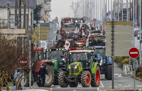 La Rochelle : plus de 200 agriculteurs mobilisés pour exprimer leur ras-le-bol