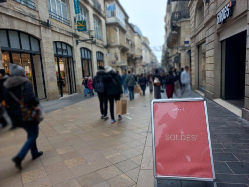 Soldes d’hiver à Bordeaux : « Les gens n’anticipent plus », premier bilan chez les commerçants
