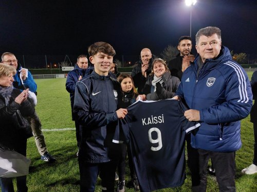 Football/Landes : l’avenir en marine et blanc du jeune Dacquois Kylian Aissi, qui va rejoindre les Girondins de Bordeaux