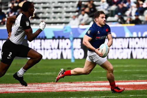 Rugby à 7 : l’effet Antoine Dupont se confirme à Los Angeles, les Bleus qualifiés en demi-finale