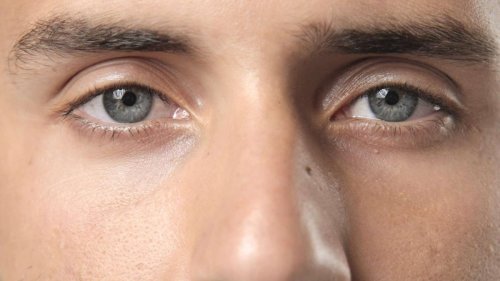 Se raser les cils : cette tendance apparue sur les réseaux sociaux très dangereuse pour les yeux