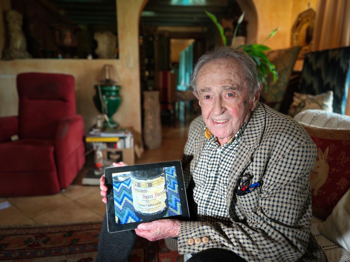 « Elle était magnifique » : une bouteille de Romanée Saint-Vivant de 1961 redécouverte dans une cave à Anglet