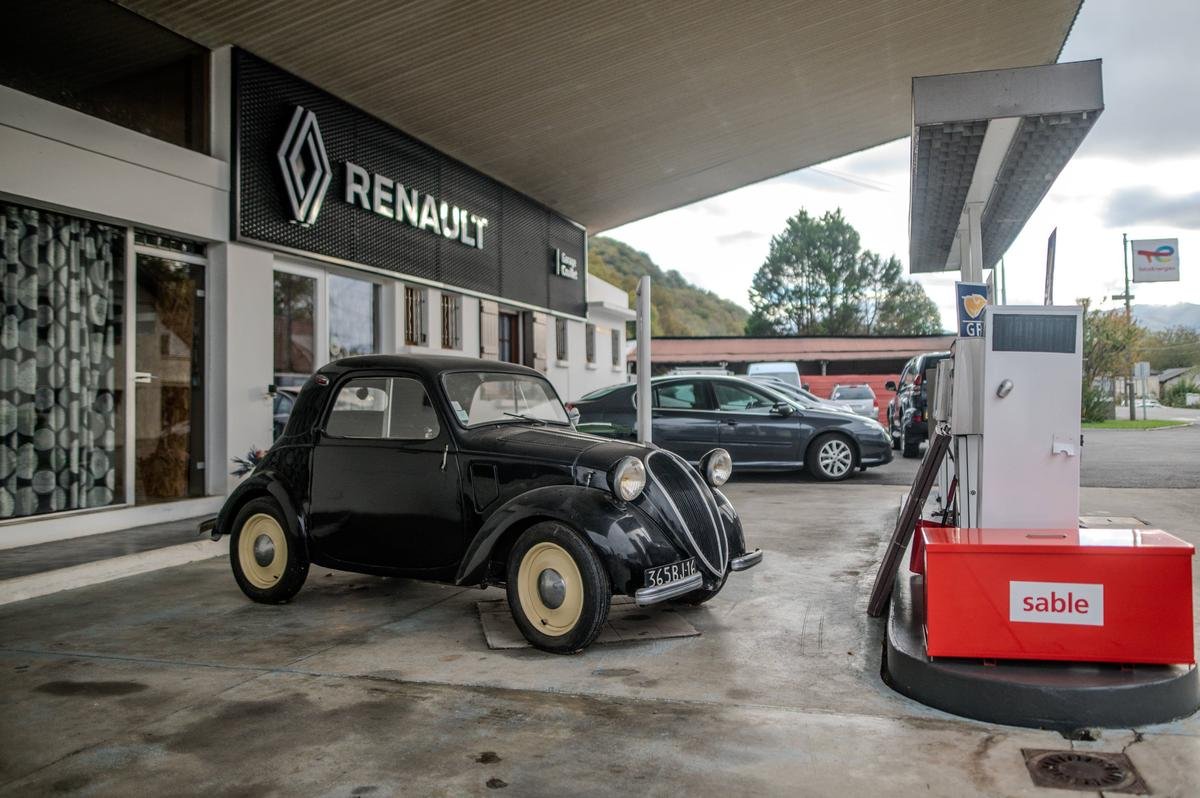 Pays basque : on a retrouvé le propriétaire de la Simca 5 de Gotein-Libarrenx… et il n’est pas du tout « dans les îles »