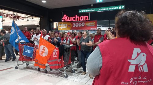 « Les clients avec nous » : débrayage et mouvement social dans les magasins Auchan de la métropole de Bordeaux