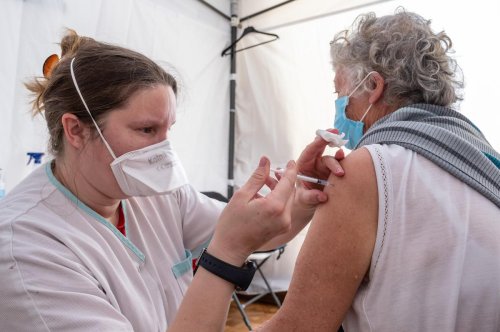 Covid-19 : nouvelle campagne de vaccination à partir du 3 octobre avec les vaccins adaptés à Omicron