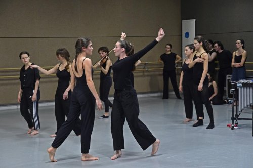 Festival Regards croisés à Biarritz : quand les élèves mêlent danse contemporaine, musique et théâtre