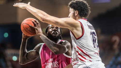 Basketball : L’Elan Béarnais loupe son sursaut dans la Loire