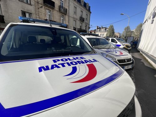 Dordogne : un ado de 15 ans arrêté au volant à Périgueux