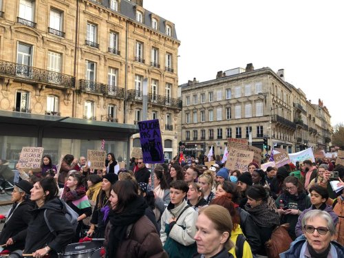 Bordeaux : environ 1 000 personnes dans les rues contre les violences faites aux femmes