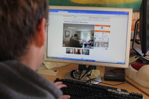 Près de Bordeaux, ils emménagent et voient débarquer d’autres locataires, bernés par la même personne