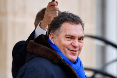 Aéroport de Bordeaux : « La suppression de la piste sécante aggraverait les nuisances sonores pour les populations les plus concernées », réagit le ministre des Transports