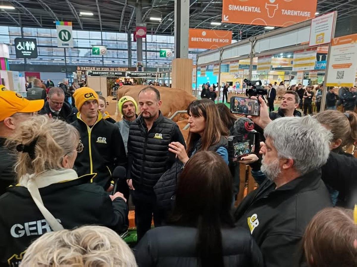 Salon International de l’Agriculture : Karine Duc et José Perez face à Emmanuel Macron
