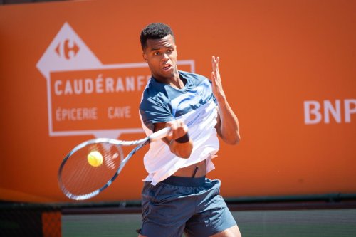 ATP 500 de Hambourg : Mpetshi Perricard enchaîne après Primrose, Monfils impuissant