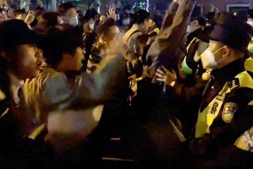 Vidéos. Chine : la colère monte contre le « zéro Covid », protestations à Shanghai et Pékin