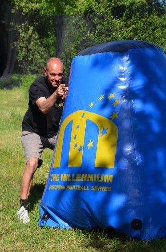 Saint-Ciers-du-Taillon : bataille de peinture et laser game en plein air