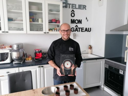 Mérignac : après son passage sur M6, le pâtissier publie un livre de recettes