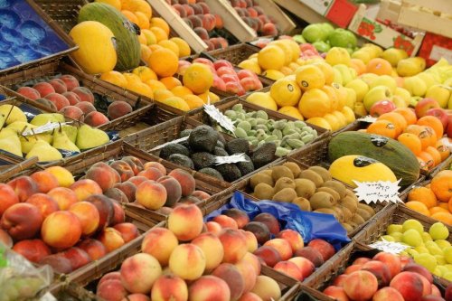 Des résidus de pesticides plus nombreux sur les fruits vendus dans l'Union européenne