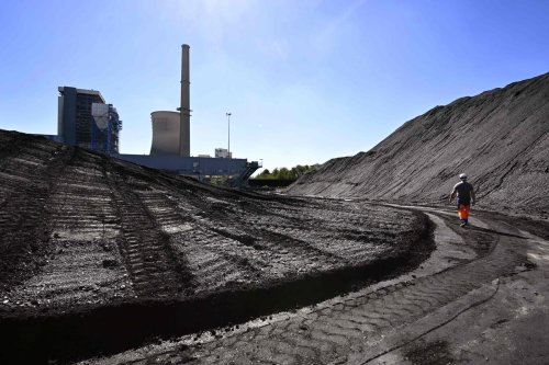 Enterrée par Emmanuel Macron, la centrale à charbon de Saint-Avold entame sa transition