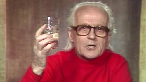 Vidéo. « Nous allons bientôt manquer d’eau » : en 1974, le verre d’eau de René Dumont lançait (déjà) l’alerte