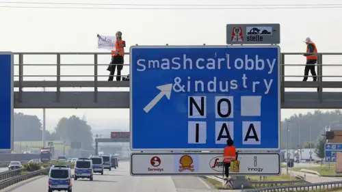 IAA-Aktivisten wegen Sachbeschädigung vor Gericht