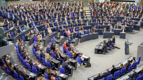 Endlich: Bärbel Bas fordert Verkleinerung des Bundestags