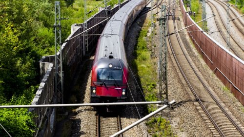 Notbremsung verhindert Zusammenstoß zweier Züge in Oberbayern