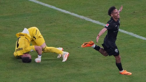 Relegation: Stuttgart bleibt in der Bundesliga - HSV verpasst Aufstieg