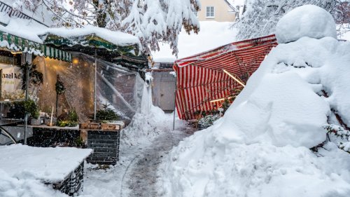 Bilder vom Schneechaos in Bayern