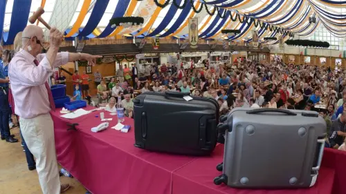 Volksfest mit Versteigerung