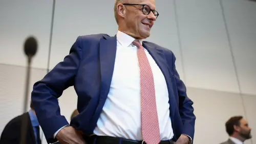 Faul oder nicht faul? Merz klingt so erratisch wie Grönemeyer