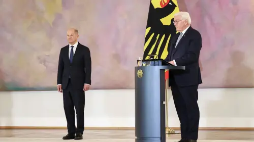 Steinmeier macht Scholz tückische Komplimente
