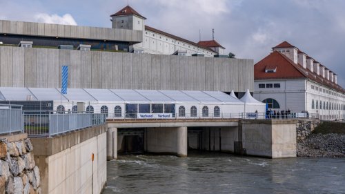 Bayern: Wasserkraftwerk Töging geht in Betrieb