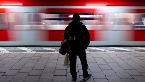 EVG-Bahnstreik: Münchner S-Bahn steht still, Lufthansa mit größeren Fliegern