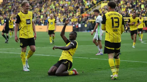 Zwei Doppelpacker schießen den BVB auf einen Champions-League-Platz