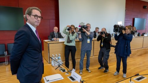 Politik Bayern: Andreas Scheuer vor dem Masken-Untersuchungsausschuss