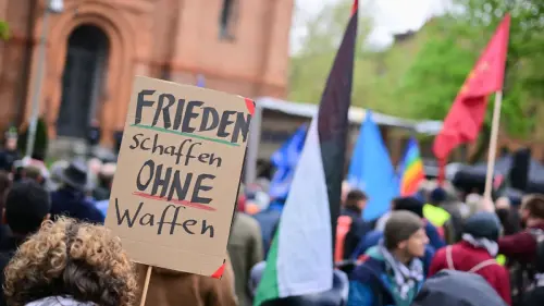 Ostermarsch-Teilnehmer kritisieren Aufrüstungspläne