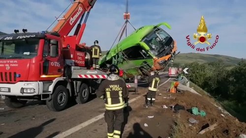 Tödlicher FlixBus-Unfall in Süditalien