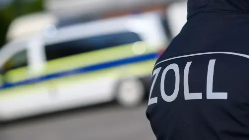 Tausende Zigaretten in Gastank versteckt