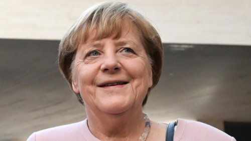 Promi-News: Angela Merkel beim Abitreffen