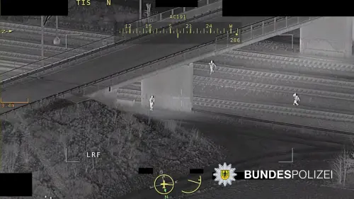 Graffiti-Sprayer in Unterführung gestellt – Flucht endet unter Brücke