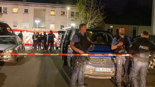 Zwei Menschen getötet – Verdächtiger auf der Flucht