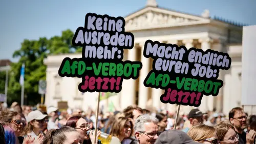 2500 Menschen demonstrieren in München für ein AfD-Verbot