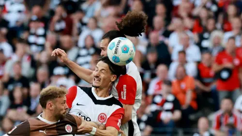Frankfurt zittert, St. Pauli feiert