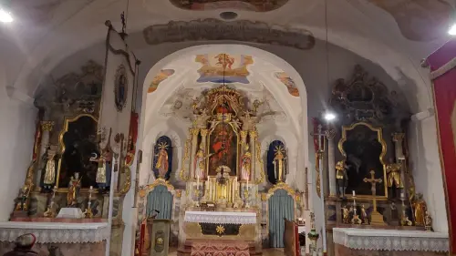 Schöne Kirchen im Holzland
