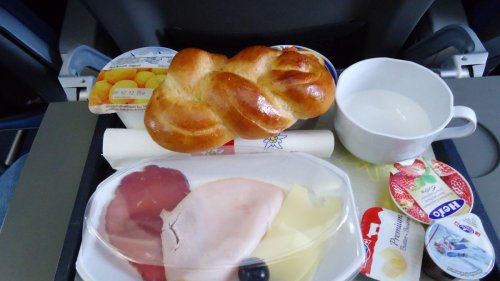 Glosse: Essen im Flugzeug
