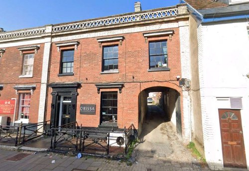 Town’s former cocktail bar to become a flat